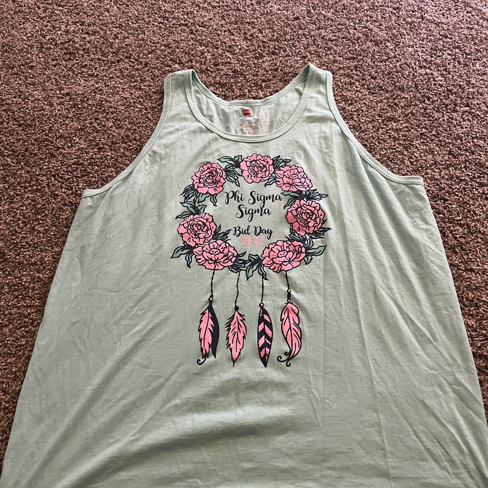 Phi Sigma Sigma Tank
